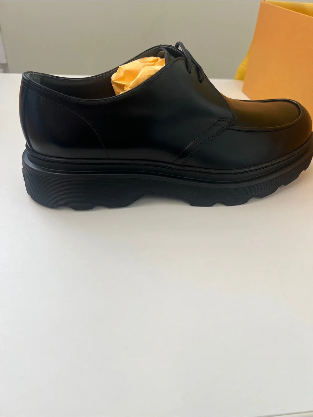 Tod's Black Leather Lug-Sole Derby Shoes